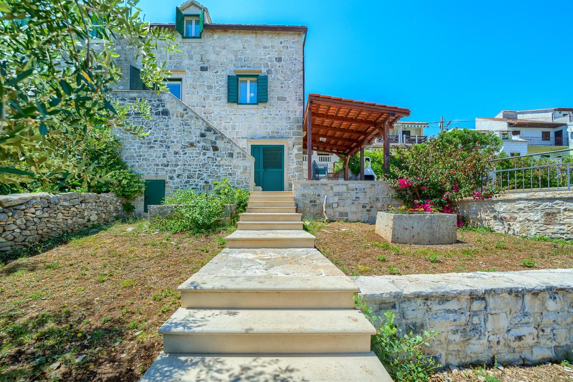 Villa Bonaca Perfect Location For A Holiday With Friends Or Family, Heated Pool Sumartin Exterior foto