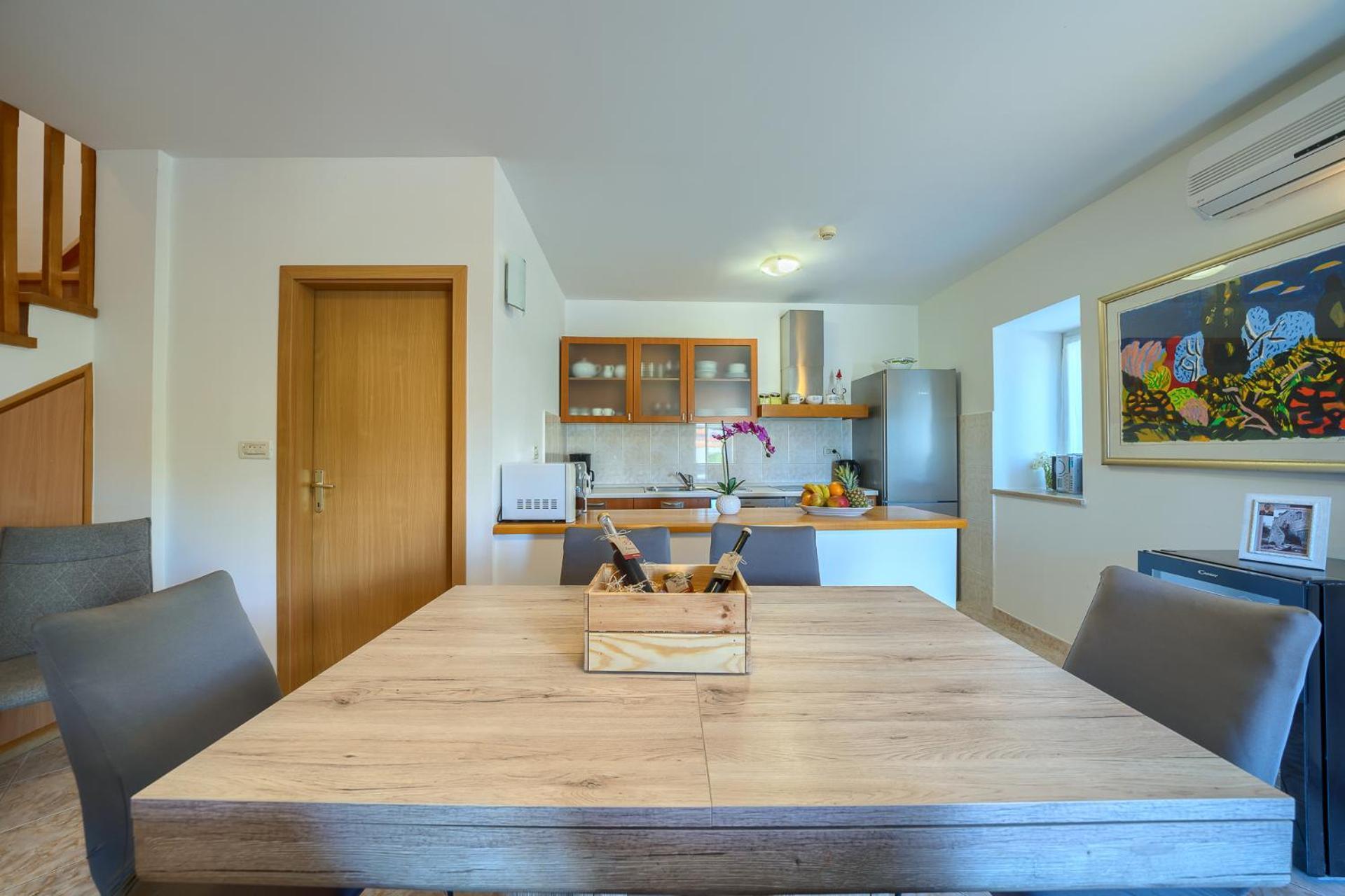 Villa Bonaca Perfect Location For A Holiday With Friends Or Family, Heated Pool Sumartin Exterior foto